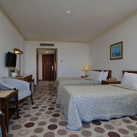 La Delta Alara Szálloda 5*